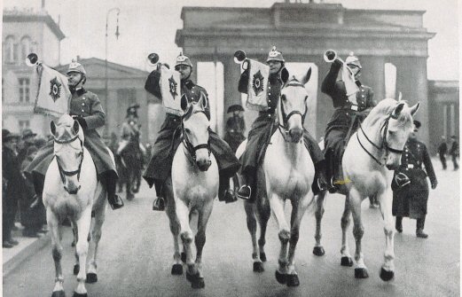 Polizei parade before the Brandenburg Gate Berlin